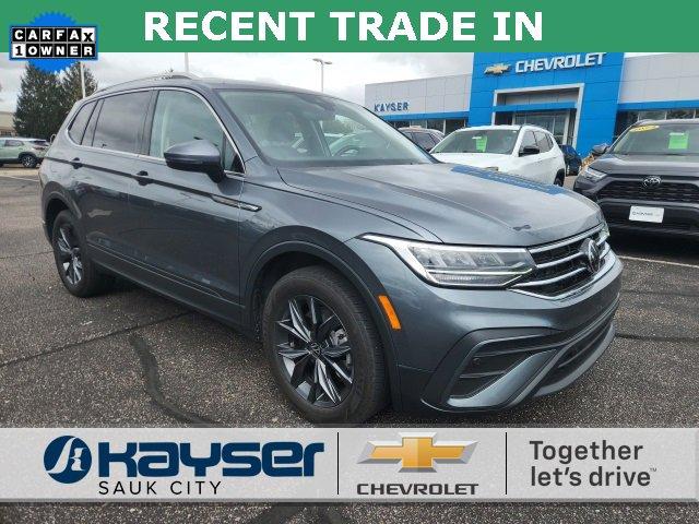 2022 Volkswagen Tiguan Vehicle Photo in SAUK CITY, WI 53583-1301