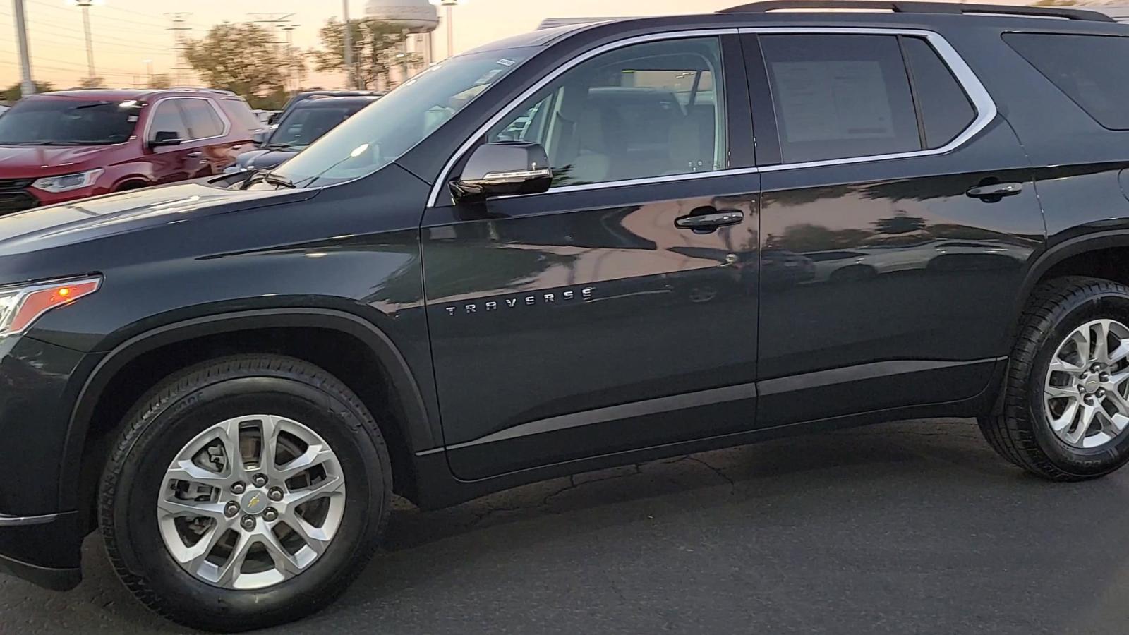 2021 Chevrolet Traverse Vehicle Photo in Plainfield, IL 60586