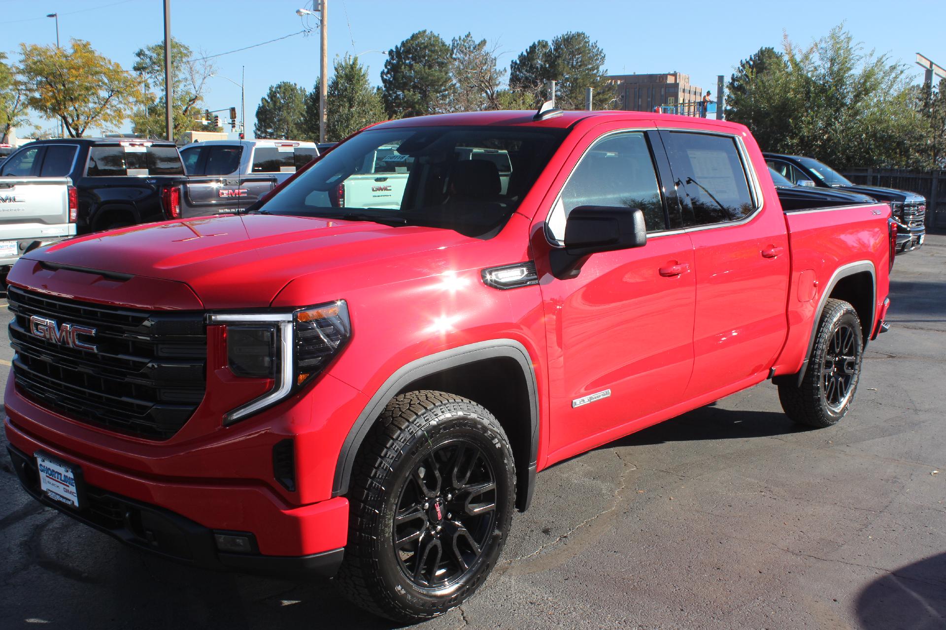 2025 GMC Sierra 1500 Vehicle Photo in AURORA, CO 80012-4011