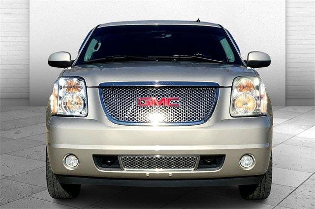 Used 2007 GMC Yukon Denali with VIN 1GKFK63897J198711 for sale in Kansas City