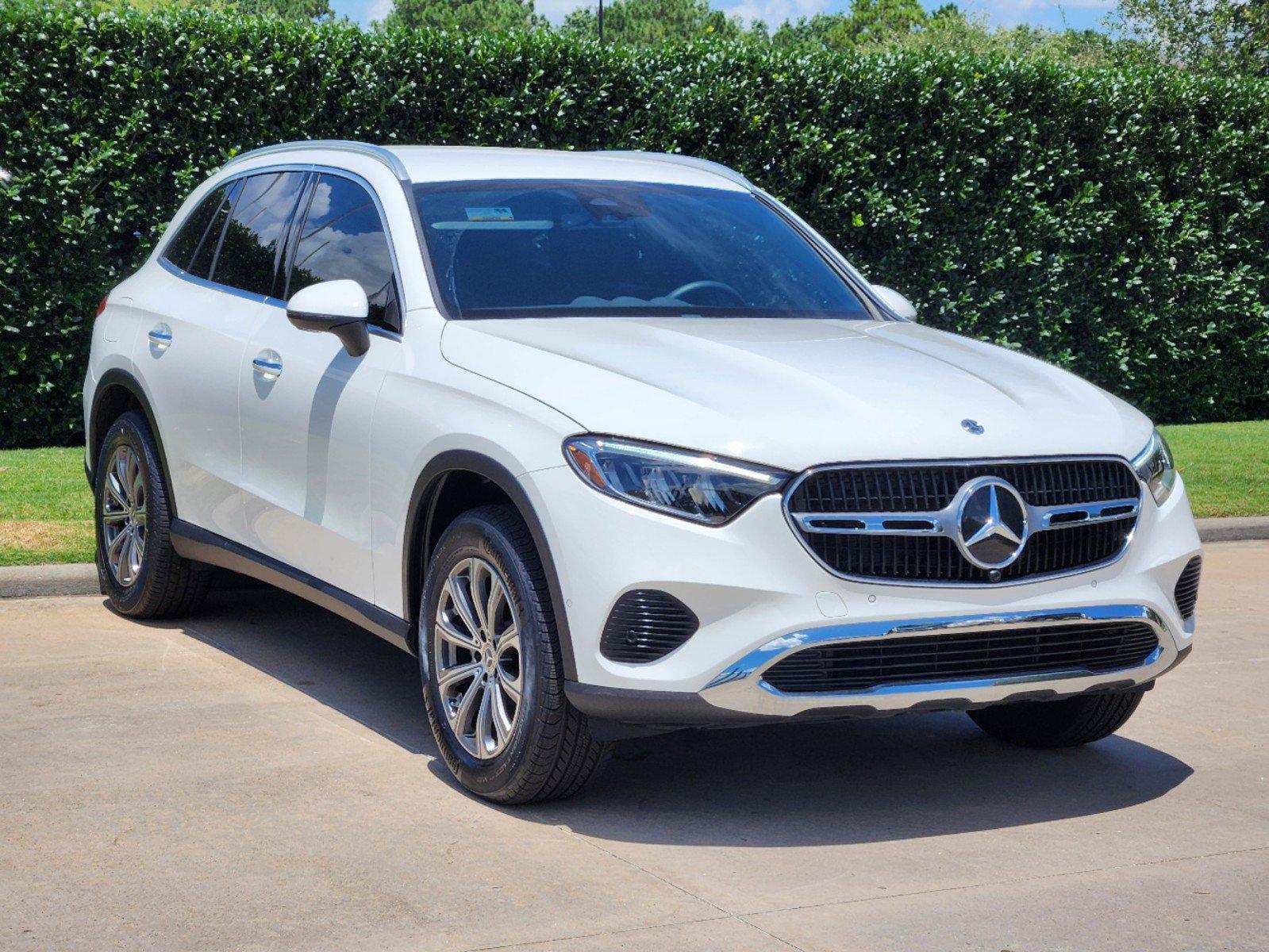 2024 Mercedes-Benz GLC Vehicle Photo in HOUSTON, TX 77079