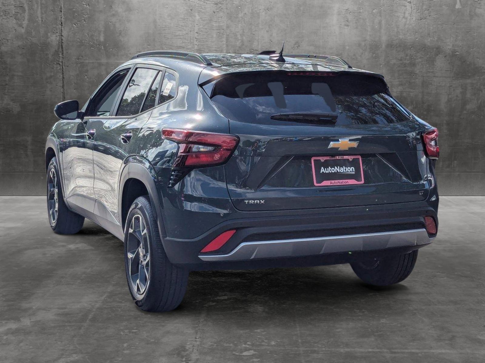 2025 Chevrolet Trax Vehicle Photo in GREENACRES, FL 33463-3207