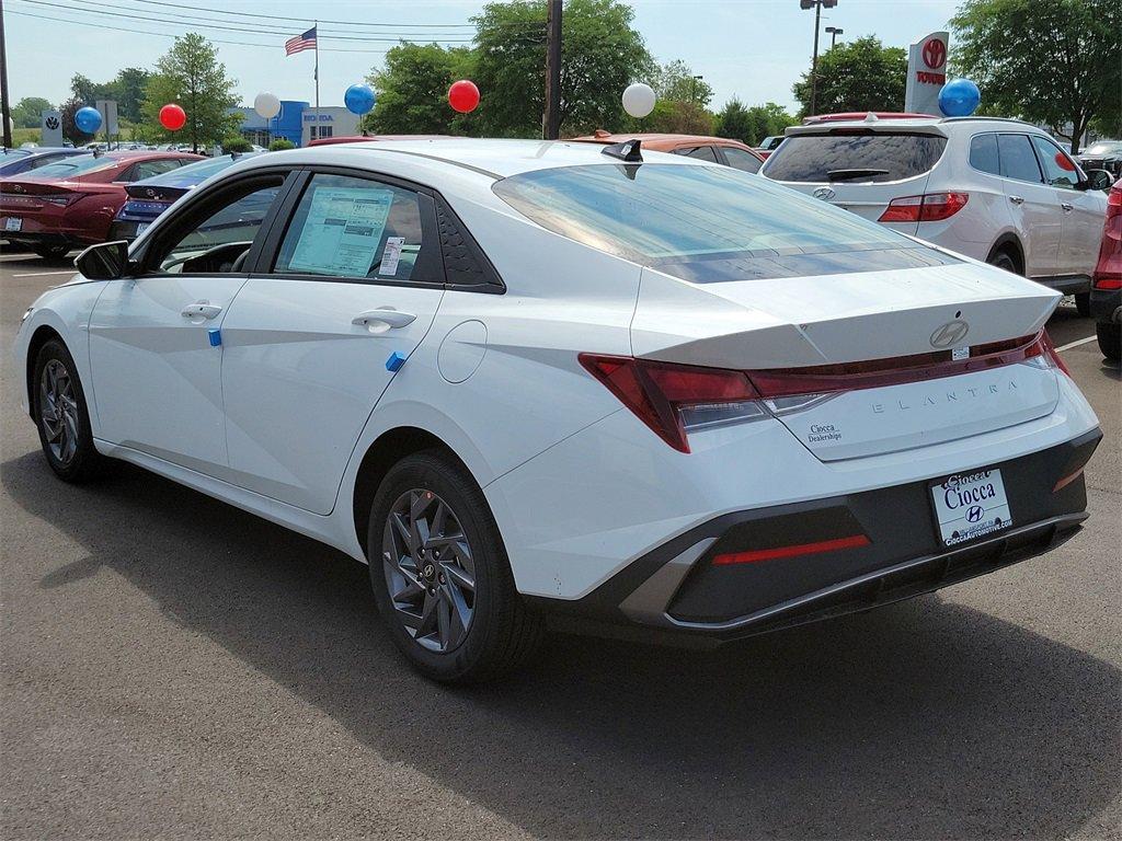 2024 Hyundai ELANTRA Vehicle Photo in Muncy, PA 17756