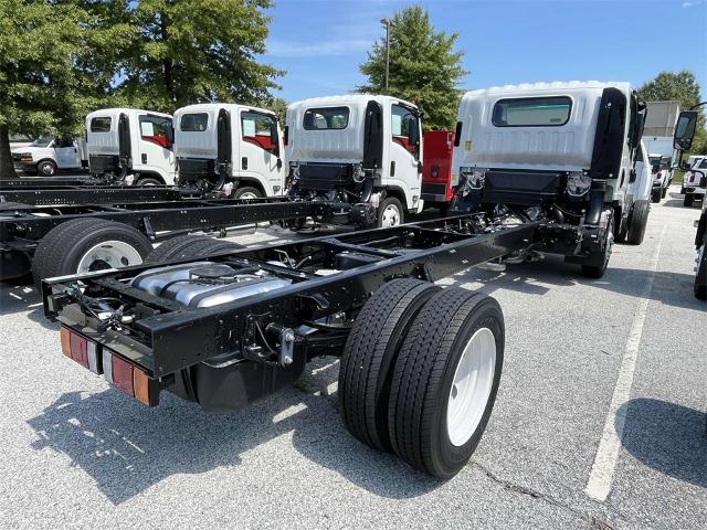 2025 Chevrolet Low Cab Forward 4500 Vehicle Photo in ALCOA, TN 37701-3235