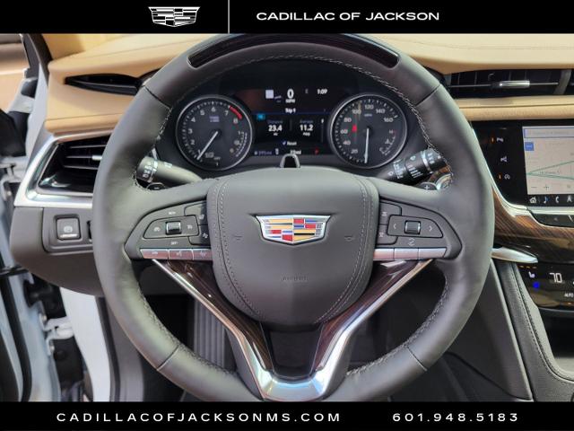 2025 Cadillac XT6 Vehicle Photo in RIDGELAND, MS 39157-4406