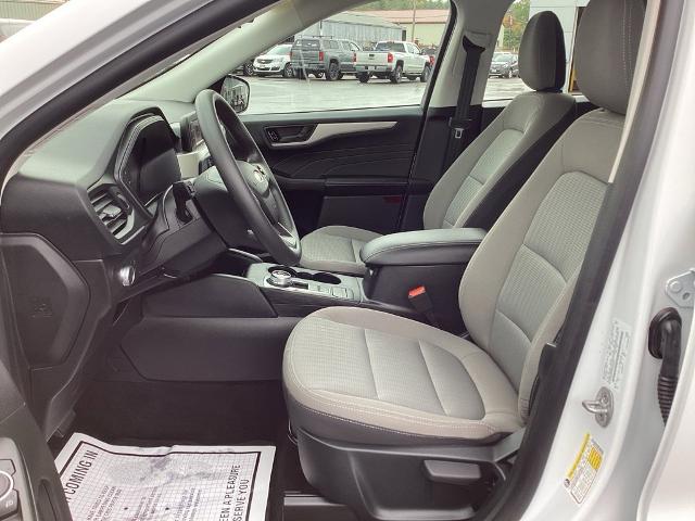 2022 Ford Escape Vehicle Photo in GARDNER, MA 01440-3110