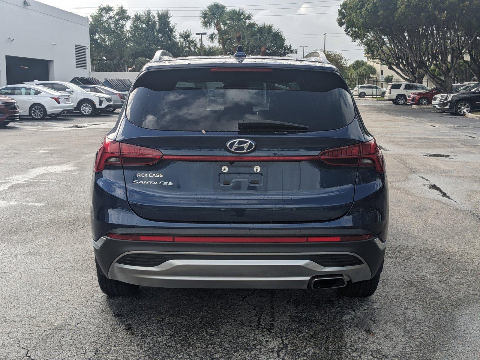 2021 Hyundai Santa Fe Vehicle Photo in WEST PALM BEACH, FL 33407-3296