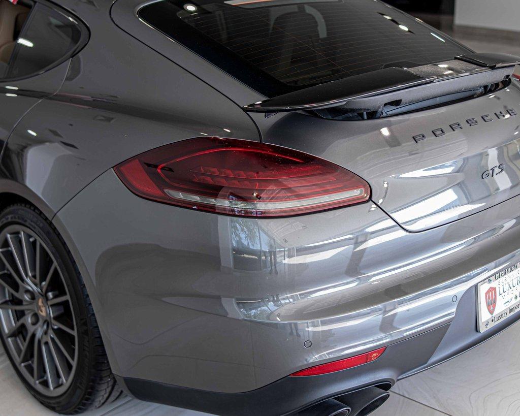 2015 Porsche Panamera Vehicle Photo in Plainfield, IL 60586