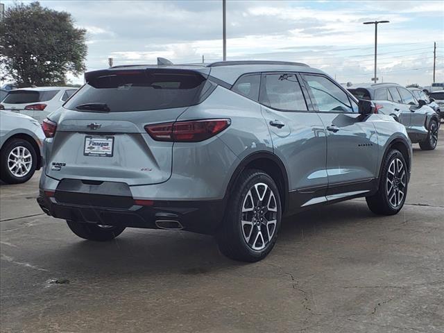 2025 Chevrolet Blazer Vehicle Photo in ROSENBERG, TX 77471-5675