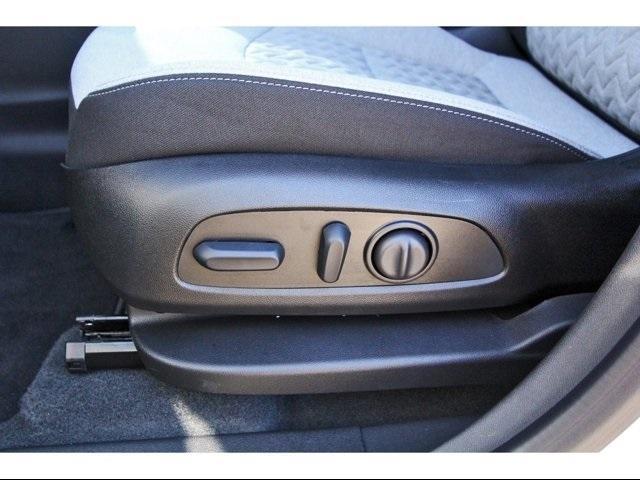 2024 Chevrolet Equinox Vehicle Photo in ROSENBERG, TX 77471-5675