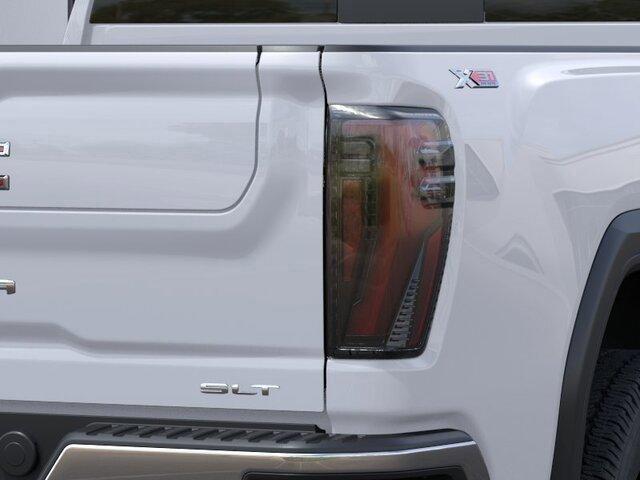 2024 GMC Sierra 2500 HD Vehicle Photo in PASADENA, CA 91107-3803