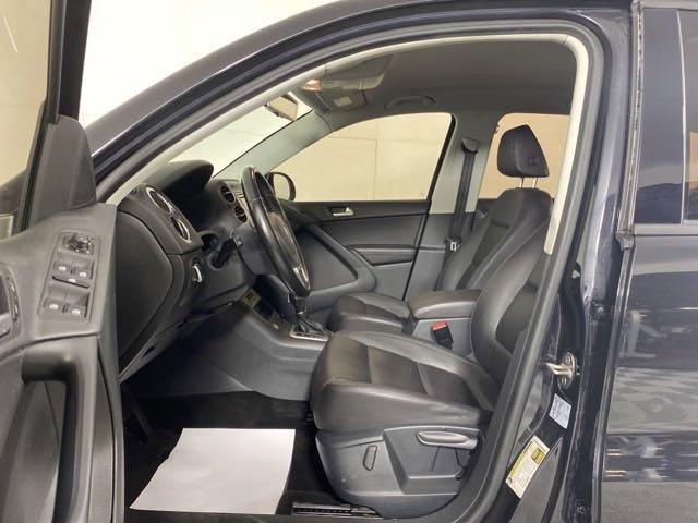 2017 Volkswagen Tiguan Vehicle Photo in MEDINA, OH 44256-9001