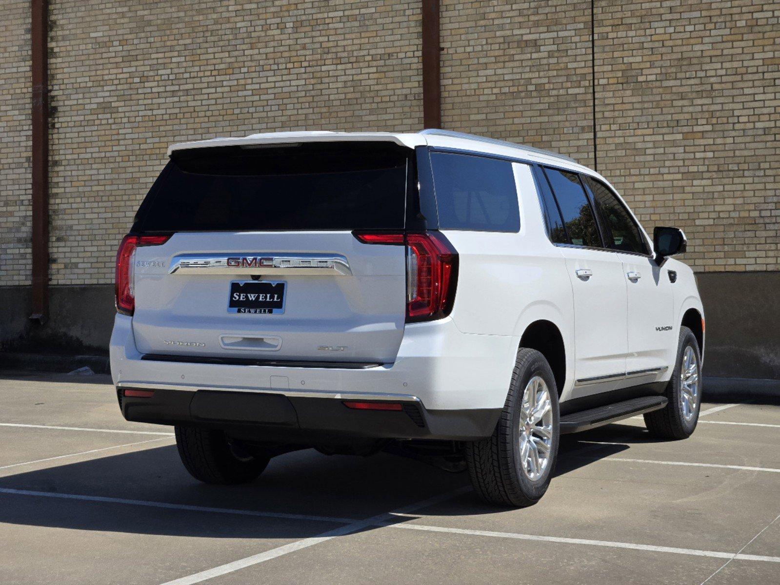 2024 GMC Yukon XL Vehicle Photo in DALLAS, TX 75209-3016