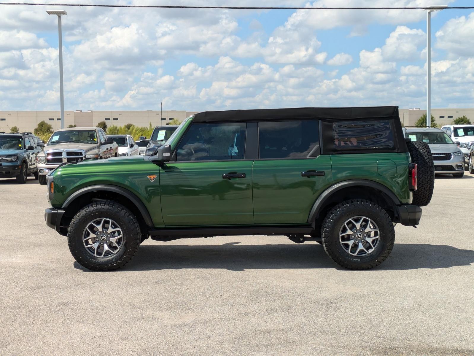 2023 Ford Bronco Vehicle Photo in Seguin, TX 78155