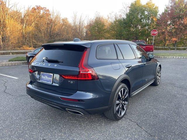 2021 Volvo V60 Cross Country Vehicle Photo in Flemington, NJ 08822