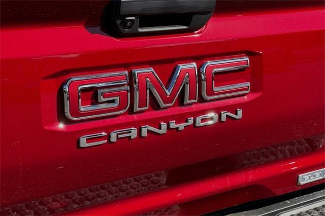 2024 GMC Canyon Vehicle Photo in ELK GROVE, CA 95757-8703