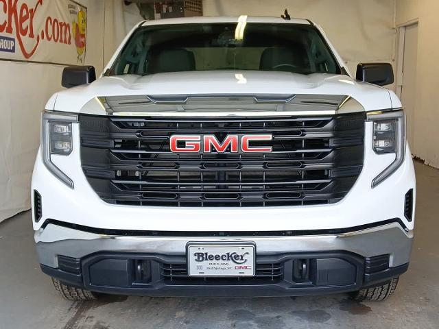 2025 GMC Sierra 1500 Vehicle Photo in RED SPRINGS, NC 28377-1640