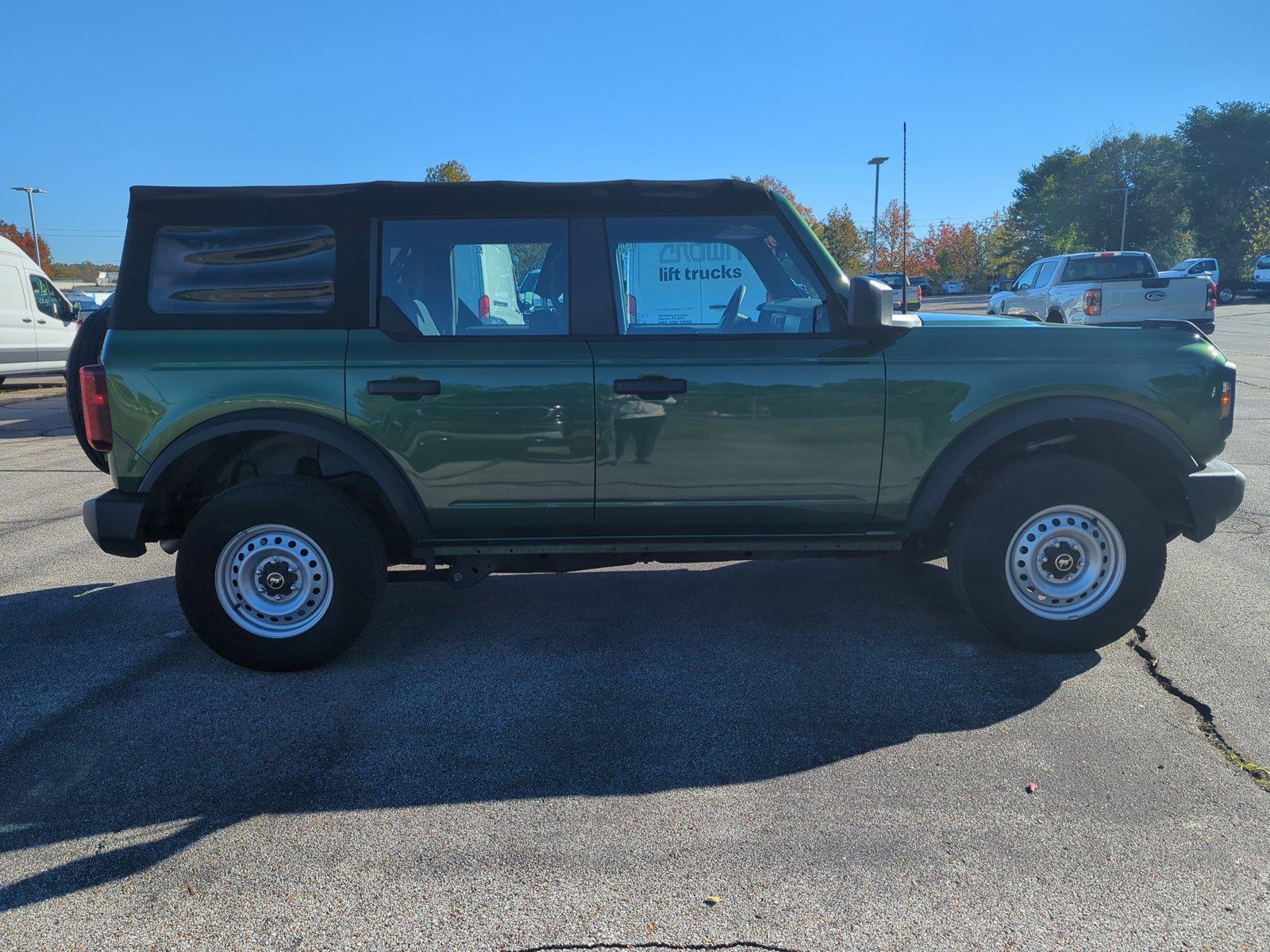 2022 Ford Bronco Vehicle Photo in Memphis, TN 38133