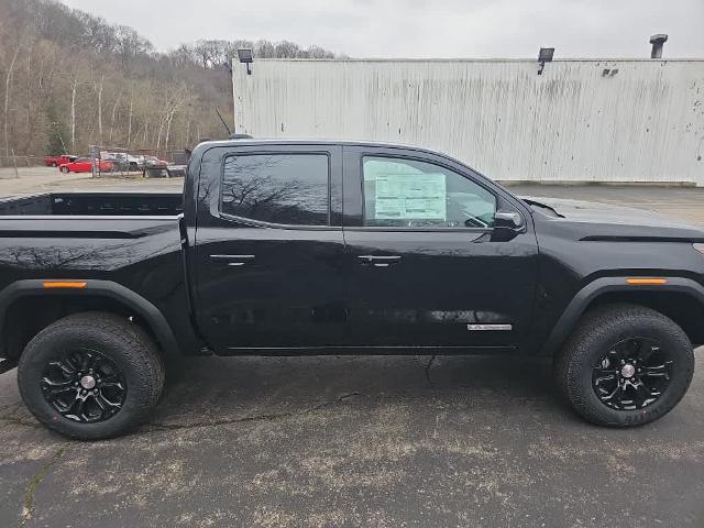 2024 GMC Canyon Vehicle Photo in GLENSHAW, PA 15116-1739