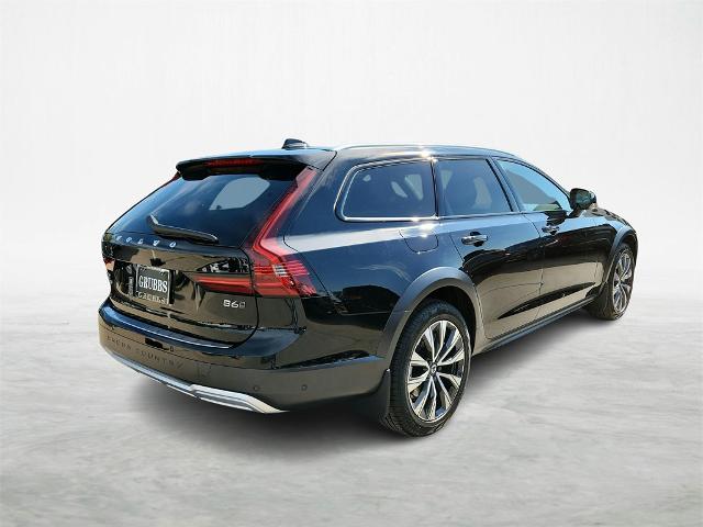 2024 Volvo V90 Cross Country Vehicle Photo in Houston, TX 77007