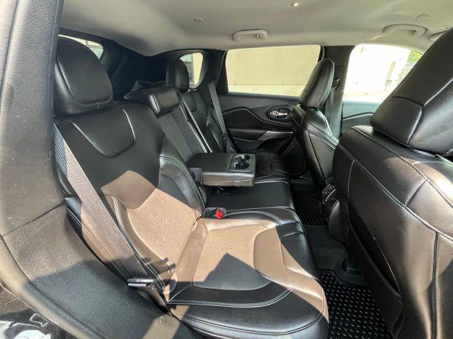 2019 Jeep Cherokee Vehicle Photo in Salt Lake City, UT 84115-2787