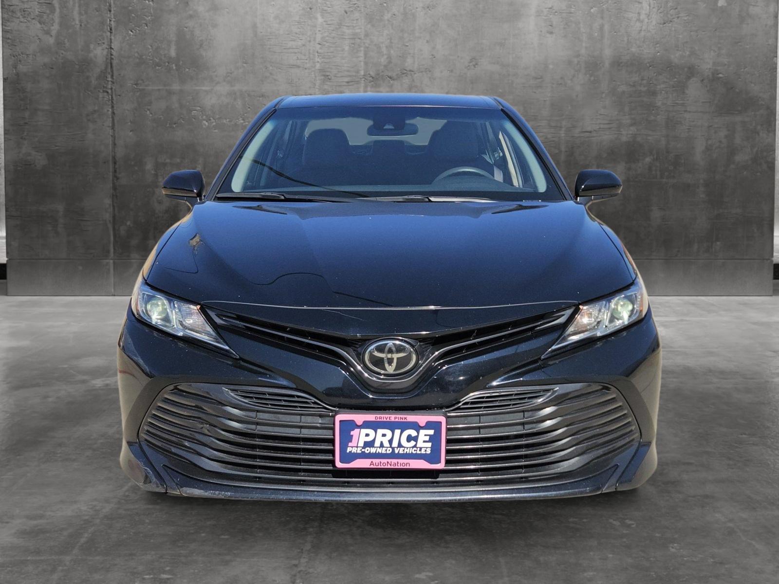 2018 Toyota Camry Vehicle Photo in NORTH RICHLAND HILLS, TX 76180-7199