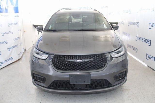 2021 Chrysler Pacifica Vehicle Photo in SAINT CLAIRSVILLE, OH 43950-8512