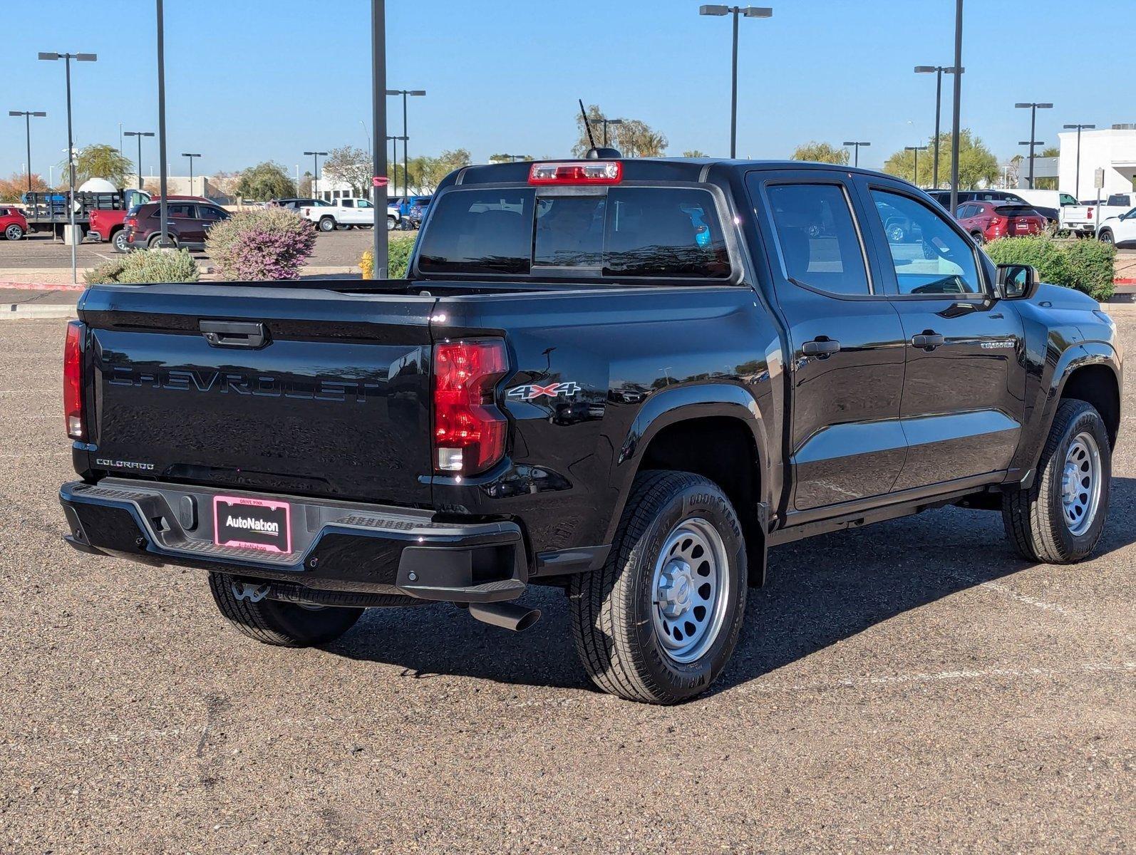 2024 Chevrolet Colorado Vehicle Photo in PEORIA, AZ 85382-3715