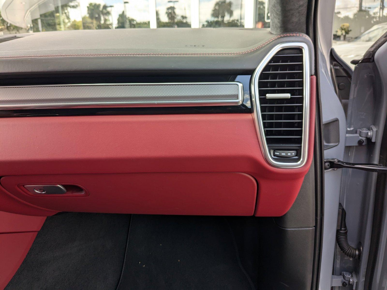 2022 Porsche Cayenne Vehicle Photo in Maitland, FL 32751