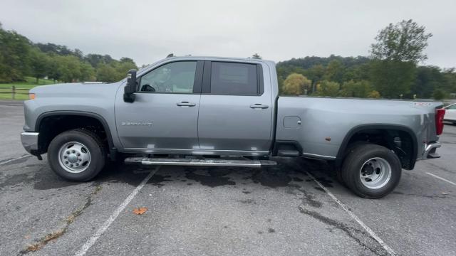 2025 Chevrolet Silverado 3500 HD Vehicle Photo in THOMPSONTOWN, PA 17094-9014