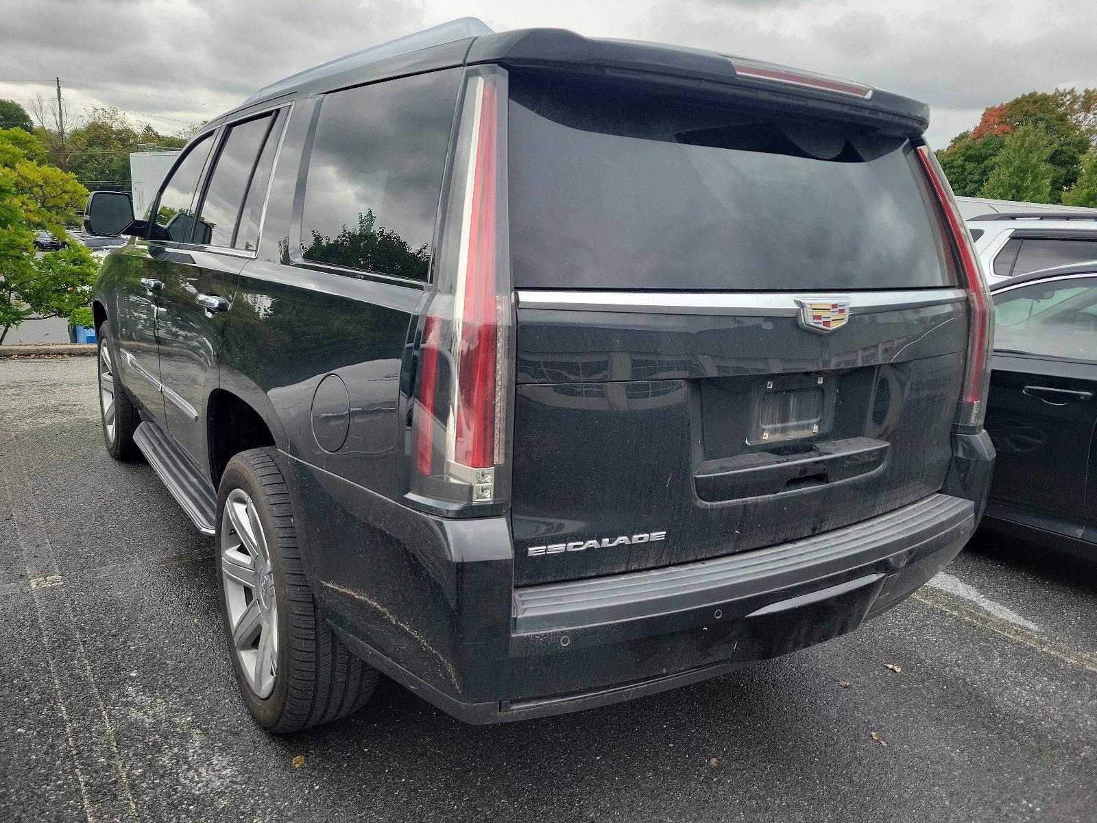 2015 Cadillac Escalade Vehicle Photo in BETHLEHEM, PA 18017-9401