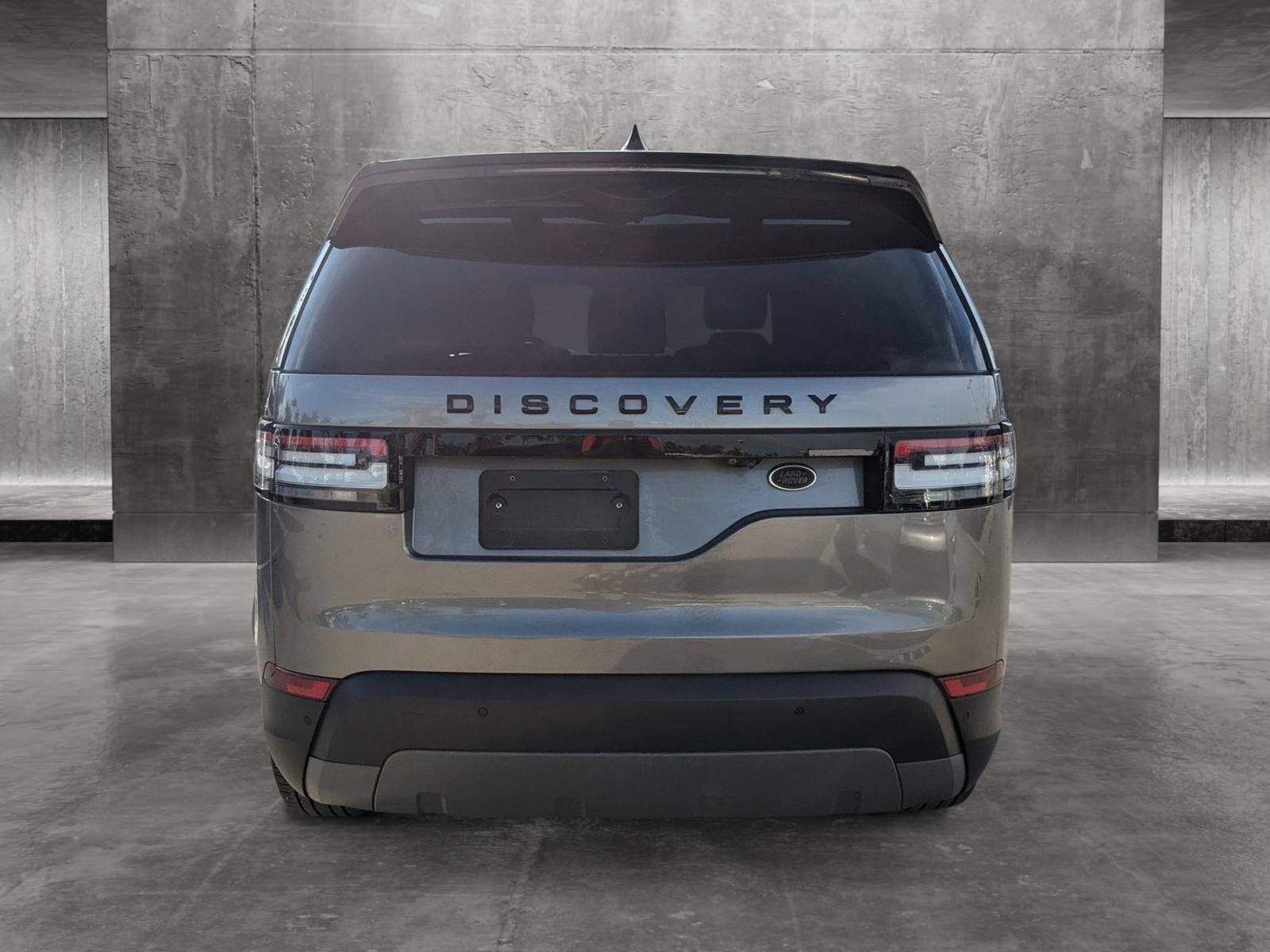 2019 Land Rover Discovery Vehicle Photo in Miami, FL 33169