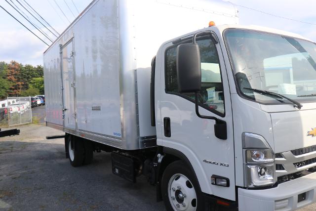 2023 Chevrolet Low Cab Forward 4500 XD Vehicle Photo in MONTICELLO, NY 12701-3853