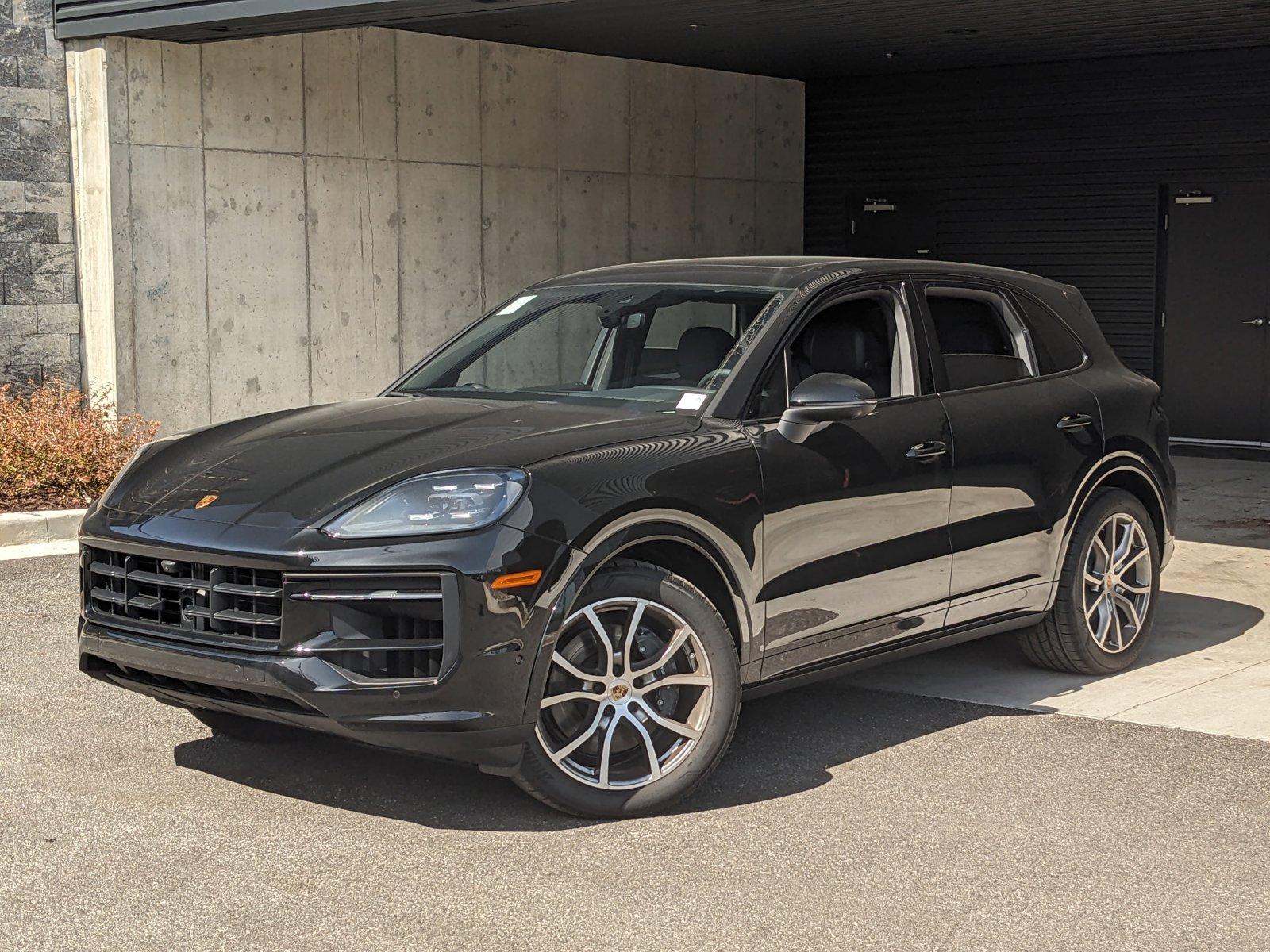 2024 Porsche Cayenne Vehicle Photo in Towson, MD 21204