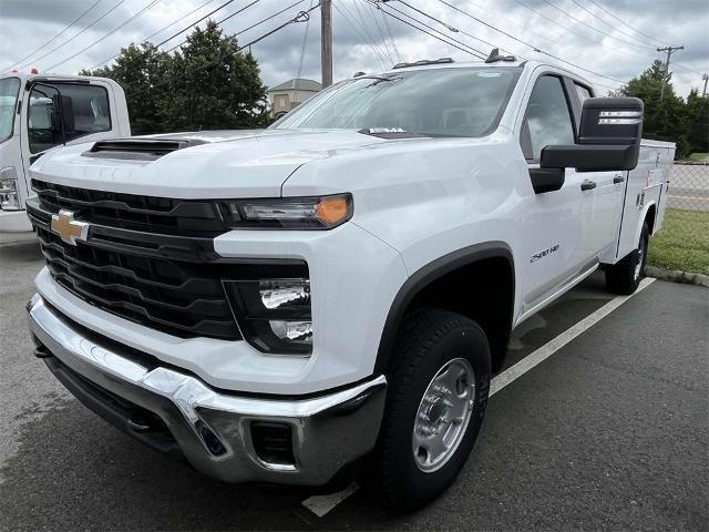 2024 Chevrolet Silverado 2500 HD Vehicle Photo in ALCOA, TN 37701-3235