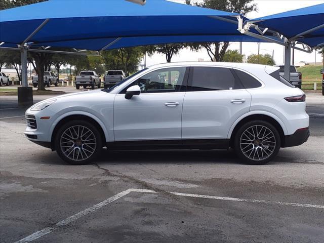 2020 Porsche Cayenne Vehicle Photo in DENTON, TX 76210-9321