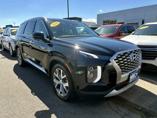 Used 2022 Hyundai Palisade SEL with VIN KM8R4DHE9NU368417 for sale in Medford, NY