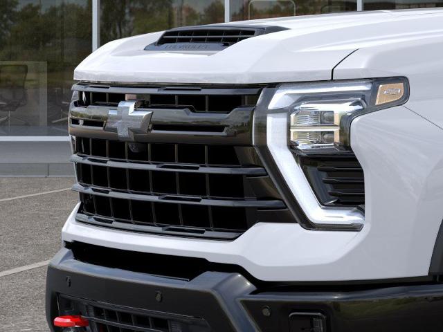 2025 Chevrolet Silverado 2500 HD Vehicle Photo in VALENCIA, CA 91355-1705