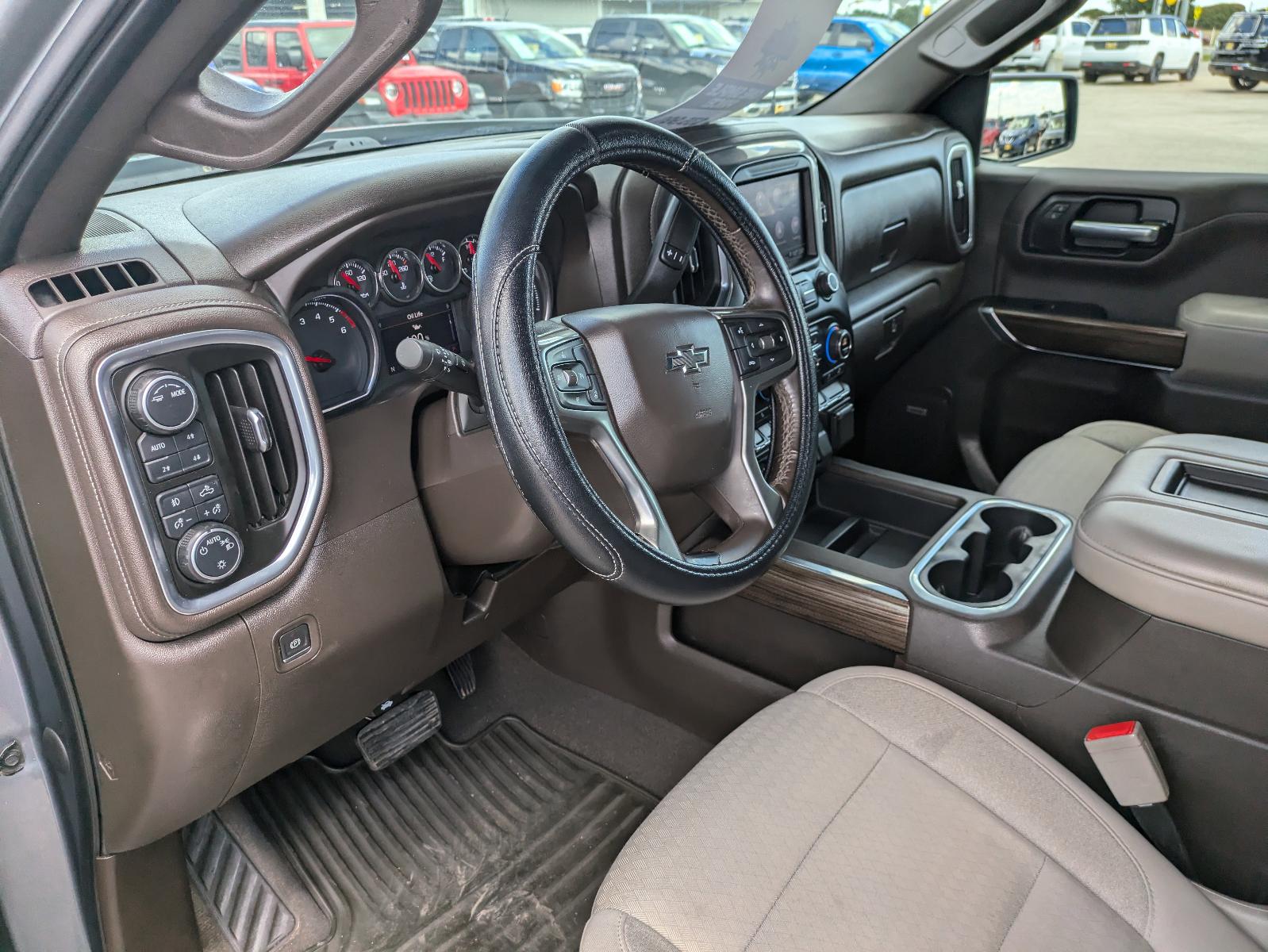 2020 Chevrolet Silverado 1500 Vehicle Photo in Seguin, TX 78155