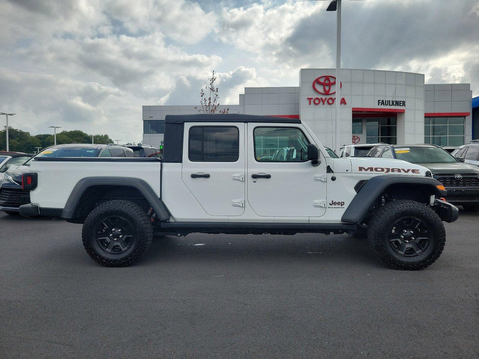 2023 Jeep Gladiator Vehicle Photo in Harrisburg, PA 17111