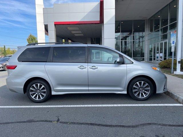 2020 Toyota Sienna Vehicle Photo in Flemington, NJ 08822