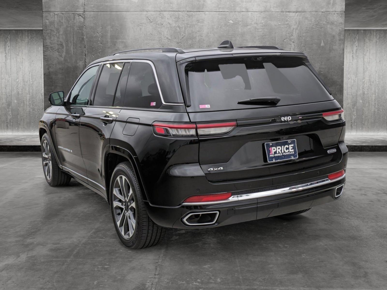 2023 Jeep Grand Cherokee Vehicle Photo in Rockville, MD 20852