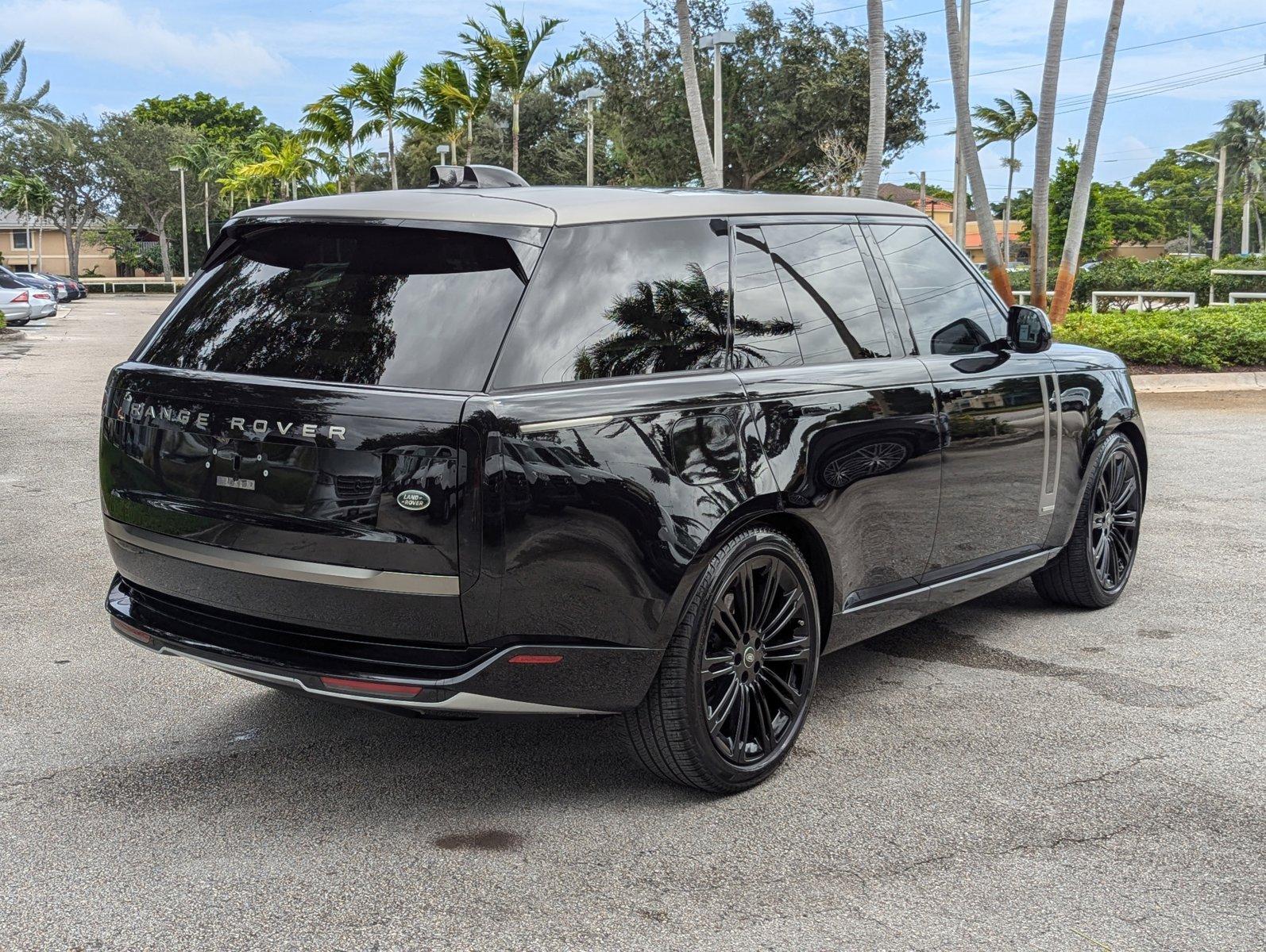 2023 Land Rover Range Rover Vehicle Photo in Delray Beach, FL 33444