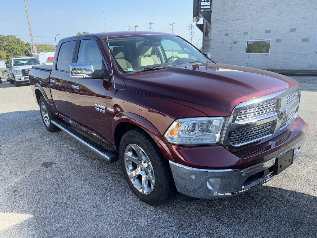 2017 Ram 1500 Vehicle Photo in AKRON, OH 44320-4088