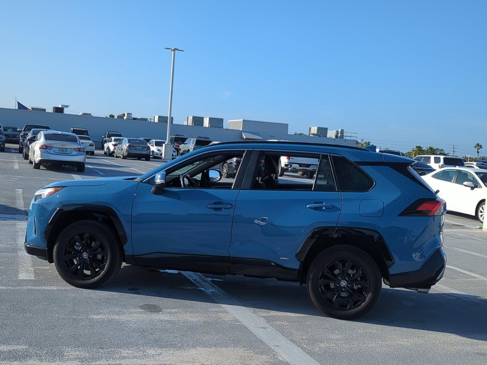 2022 Toyota RAV4 Vehicle Photo in Ft. Myers, FL 33907