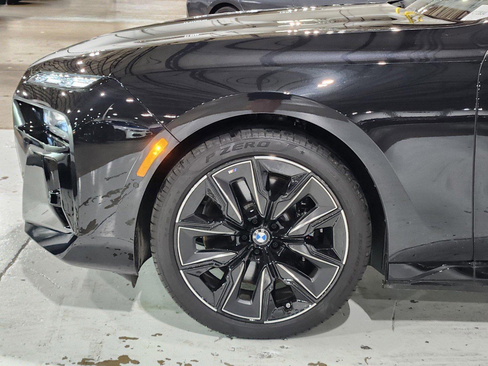 2024 BMW i7 Vehicle Photo in GRAPEVINE, TX 76051