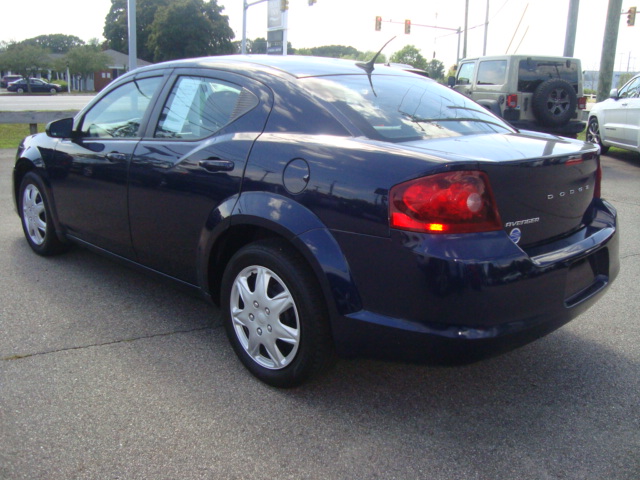 2014 Dodge Avenger Vehicle Photo in PORTSMOUTH, NH 03801-4196