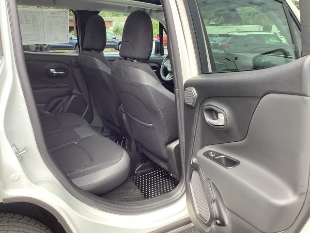 2023 Jeep Renegade Vehicle Photo in Gardner, MA 01440