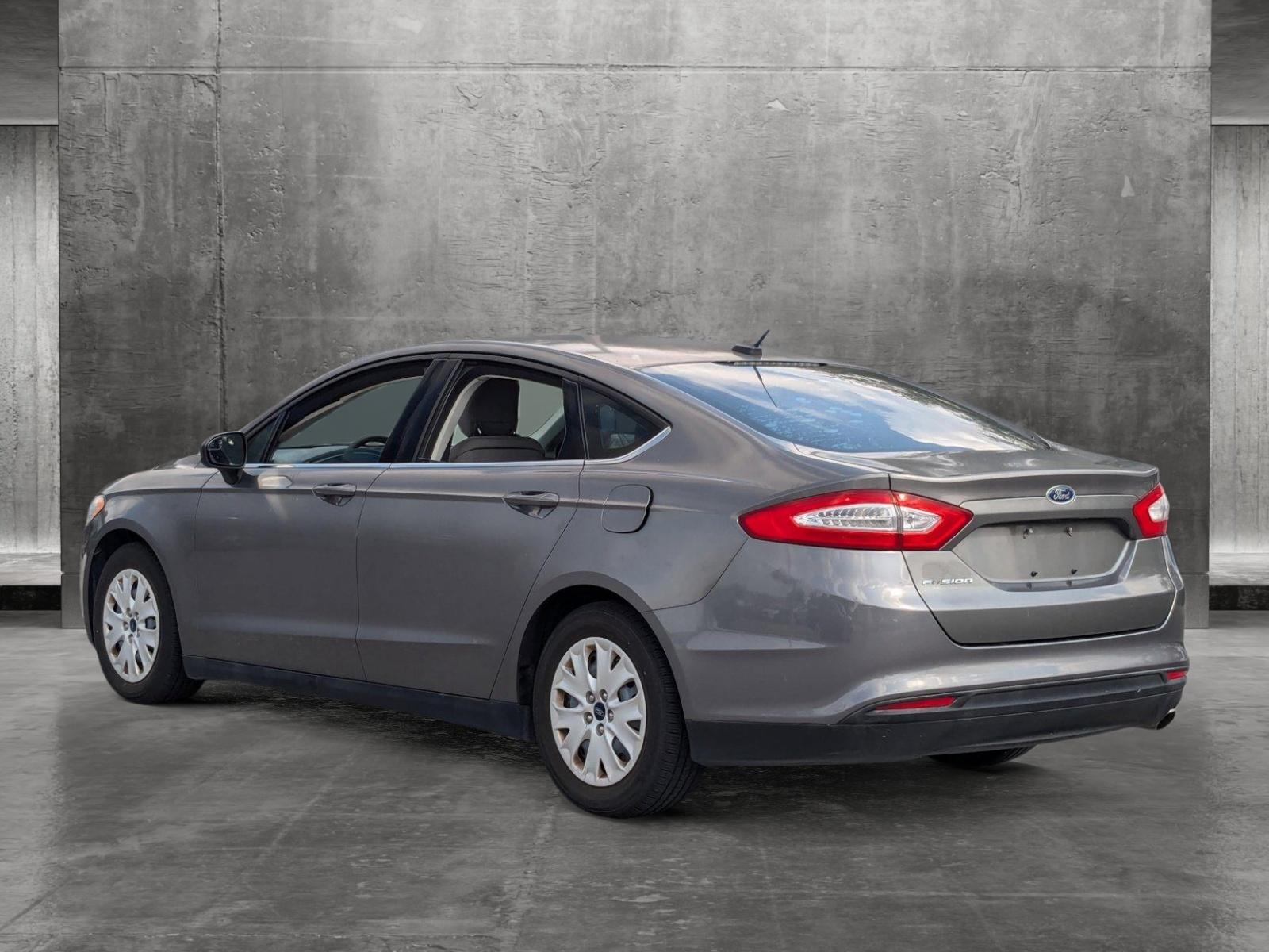 2014 Ford Fusion Vehicle Photo in St. Petersburg, FL 33713