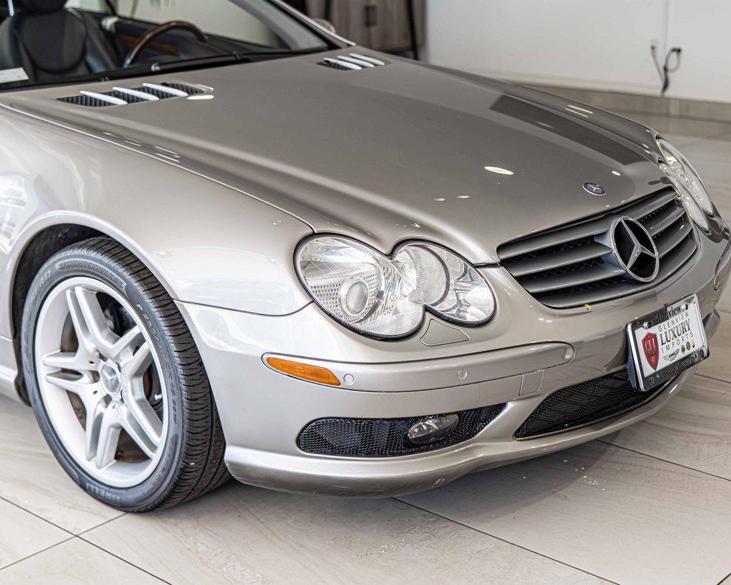 2006 Mercedes-Benz SL-Class Vehicle Photo in Saint Charles, IL 60174